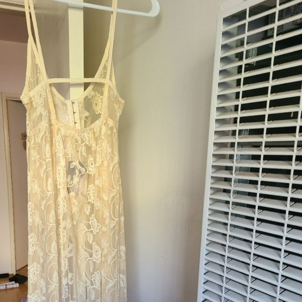 Urban Outfitters Lace Cover-up